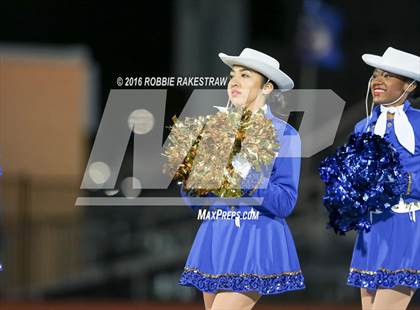 Thumbnail 2 in Farmersville vs. Sunnyvale (UIL 3A Area Playoff) photogallery.