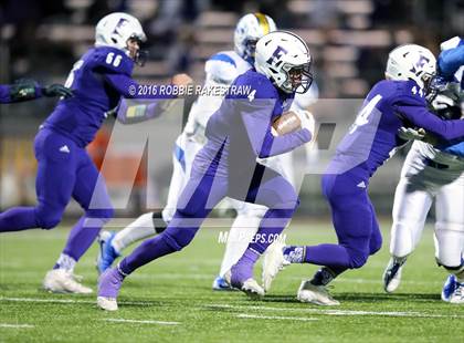 Thumbnail 2 in Farmersville vs. Sunnyvale (UIL 3A Area Playoff) photogallery.