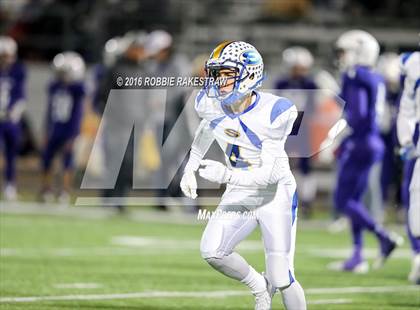 Thumbnail 3 in Farmersville vs. Sunnyvale (UIL 3A Area Playoff) photogallery.