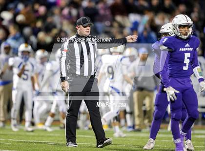 Thumbnail 2 in Farmersville vs. Sunnyvale (UIL 3A Area Playoff) photogallery.