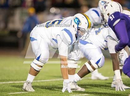 Thumbnail 2 in Farmersville vs. Sunnyvale (UIL 3A Area Playoff) photogallery.