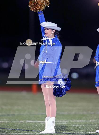 Thumbnail 2 in Farmersville vs. Sunnyvale (UIL 3A Area Playoff) photogallery.