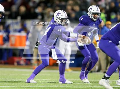 Thumbnail 3 in Farmersville vs. Sunnyvale (UIL 3A Area Playoff) photogallery.