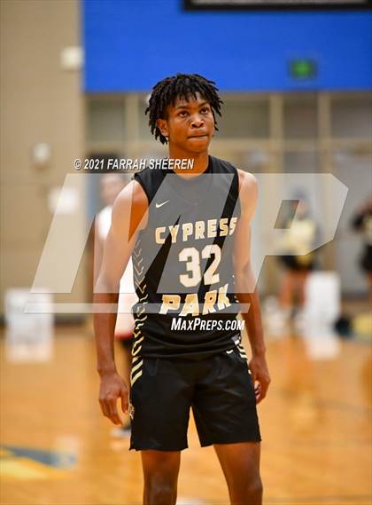 Thumbnail 2 in Westfield v Cy Park (UIL 6A Area Playoff) photogallery.