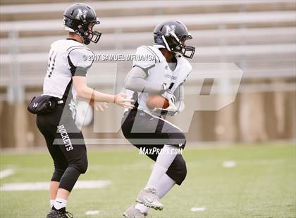Thumbnail 2 in Lincoln Southeast vs. Lincoln Northeast @ Seacrest Field photogallery.