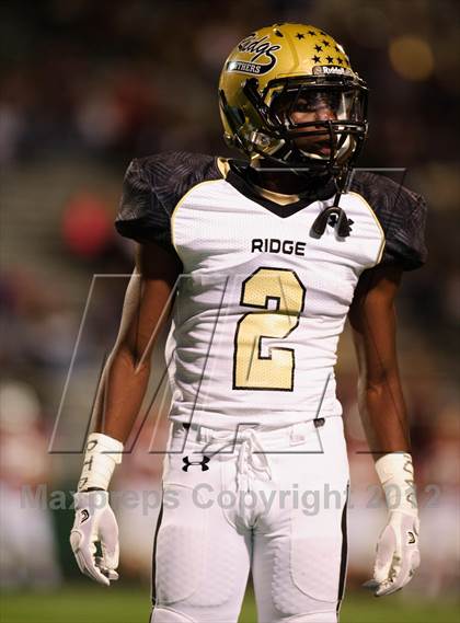 Thumbnail 1 in Fossil Ridge @ Keller Central photogallery.