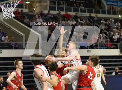 Thumbnail 1 in South Webster vs. Fairfield (OHSAA Division IV Region 15 Regional Semifinal) photogallery.