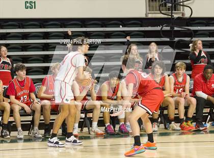 Thumbnail 3 in South Webster vs. Fairfield (OHSAA Division IV Region 15 Regional Semifinal) photogallery.