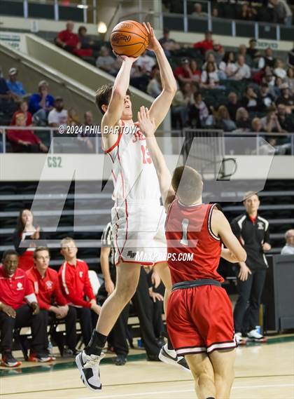 Thumbnail 1 in South Webster vs. Fairfield (OHSAA Division IV Region 15 Regional Semifinal) photogallery.