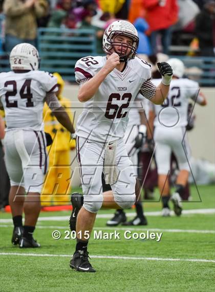 Thumbnail 3 in Grandview vs. Cameron Yoe (UIL Div 3 Regional) photogallery.