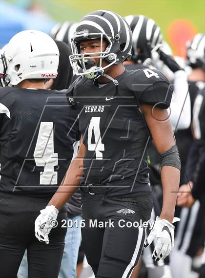 Thumbnail 3 in Grandview vs. Cameron Yoe (UIL Div 3 Regional) photogallery.