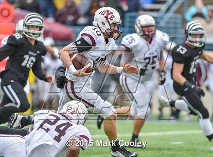Thumbnail 2 in Grandview vs. Cameron Yoe (UIL Div 3 Regional) photogallery.