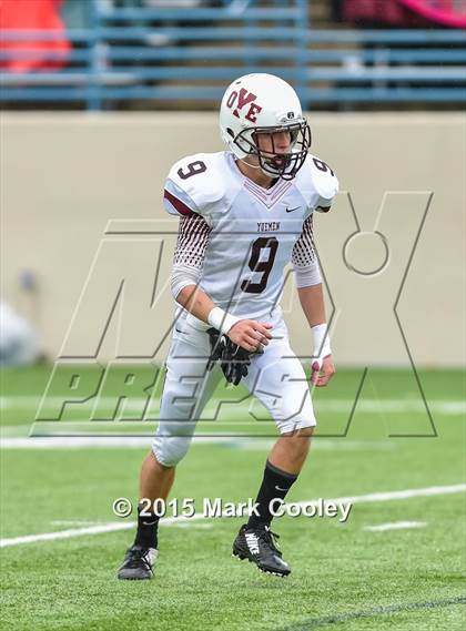 Thumbnail 1 in Grandview vs. Cameron Yoe (UIL Div 3 Regional) photogallery.