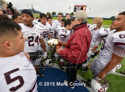 Thumbnail 1 in Grandview vs. Cameron Yoe (UIL Div 3 Regional) photogallery.