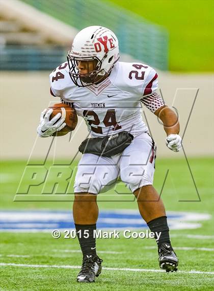 Thumbnail 1 in Grandview vs. Cameron Yoe (UIL Div 3 Regional) photogallery.