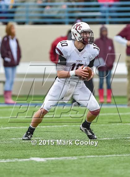 Thumbnail 2 in Grandview vs. Cameron Yoe (UIL Div 3 Regional) photogallery.