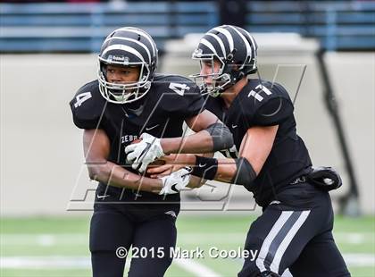 Thumbnail 2 in Grandview vs. Cameron Yoe (UIL Div 3 Regional) photogallery.
