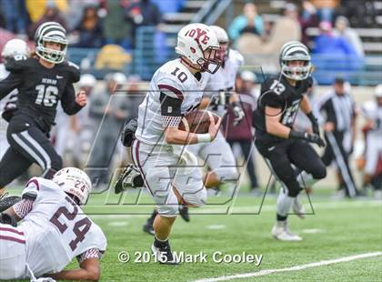 Thumbnail 3 in Grandview vs. Cameron Yoe (UIL Div 3 Regional) photogallery.