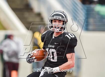 Thumbnail 1 in Grandview vs. Cameron Yoe (UIL Div 3 Regional) photogallery.