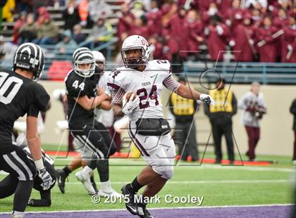 Thumbnail 2 in Grandview vs. Cameron Yoe (UIL Div 3 Regional) photogallery.