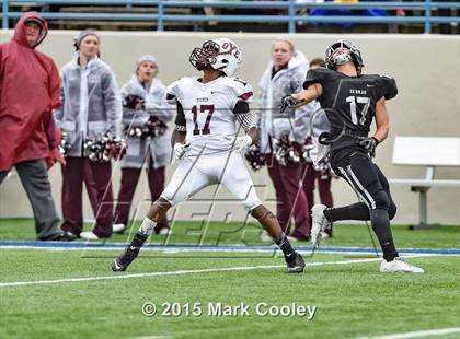 Thumbnail 2 in Grandview vs. Cameron Yoe (UIL Div 3 Regional) photogallery.