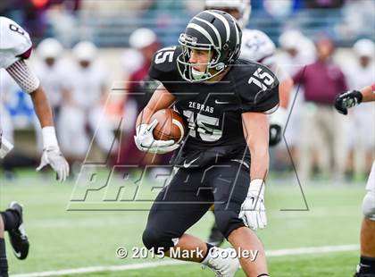 Thumbnail 2 in Grandview vs. Cameron Yoe (UIL Div 3 Regional) photogallery.