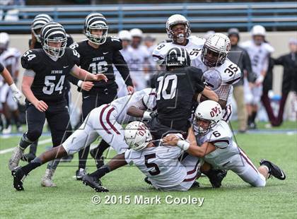 Thumbnail 3 in Grandview vs. Cameron Yoe (UIL Div 3 Regional) photogallery.