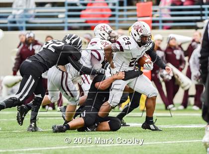Thumbnail 3 in Grandview vs. Cameron Yoe (UIL Div 3 Regional) photogallery.