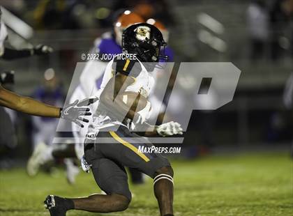 Thumbnail 2 in Starkville @ Southaven (MSHAA 6A Round 1) photogallery.