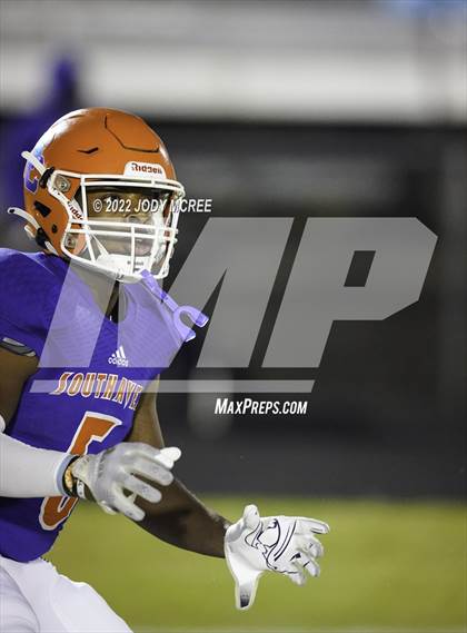 Thumbnail 2 in Starkville @ Southaven (MSHAA 6A Round 1) photogallery.
