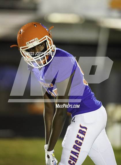 Thumbnail 3 in Starkville @ Southaven (MSHAA 6A Round 1) photogallery.