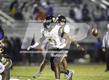 Thumbnail 3 in Starkville @ Southaven (MSHAA 6A Round 1) photogallery.
