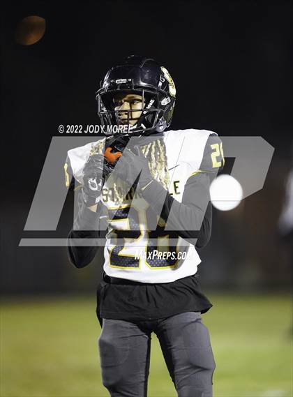 Thumbnail 3 in Starkville @ Southaven (MSHAA 6A Round 1) photogallery.