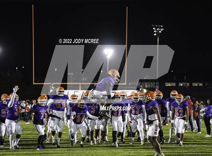 Thumbnail 3 in Starkville @ Southaven (MSHAA 6A Round 1) photogallery.