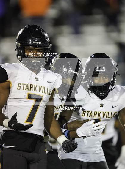 Thumbnail 2 in Starkville @ Southaven (MSHAA 6A Round 1) photogallery.
