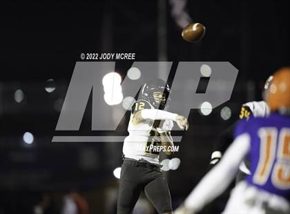 Thumbnail 3 in Starkville @ Southaven (MSHAA 6A Round 1) photogallery.