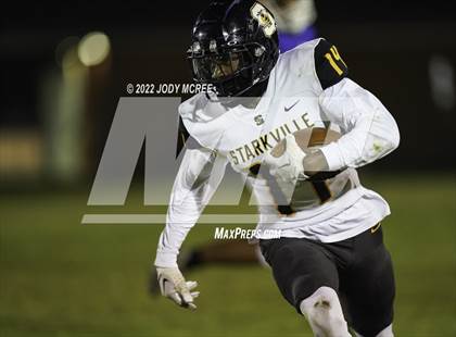 Thumbnail 3 in Starkville @ Southaven (MSHAA 6A Round 1) photogallery.