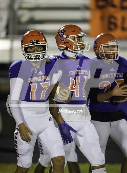 Thumbnail 2 in Starkville @ Southaven (MSHAA 6A Round 1) photogallery.