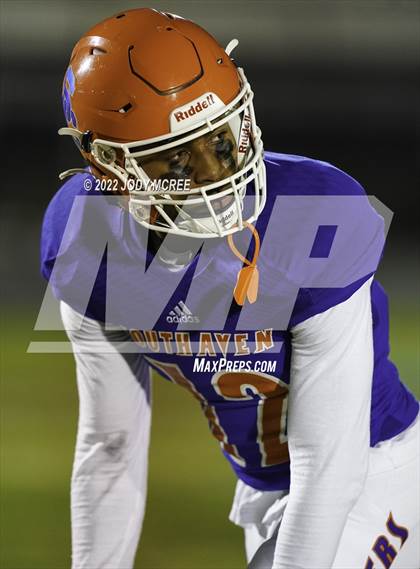 Thumbnail 1 in Starkville @ Southaven (MSHAA 6A Round 1) photogallery.