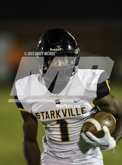 Thumbnail 2 in Starkville @ Southaven (MSHAA 6A Round 1) photogallery.
