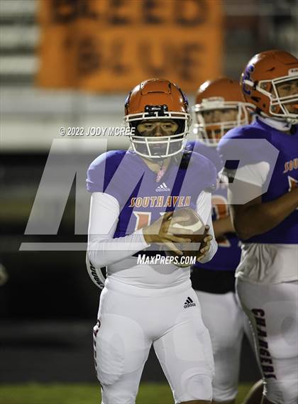 Thumbnail 3 in Starkville @ Southaven (MSHAA 6A Round 1) photogallery.