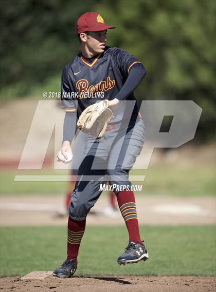 Thumbnail 1 in Menlo-Atherton @ Aragon photogallery.