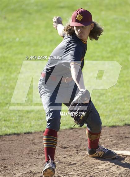 Thumbnail 3 in Menlo-Atherton @ Aragon photogallery.