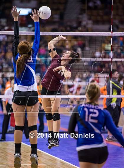 Thumbnail 3 in Swink vs. Akron (CHSAA 2A Playoff) photogallery.