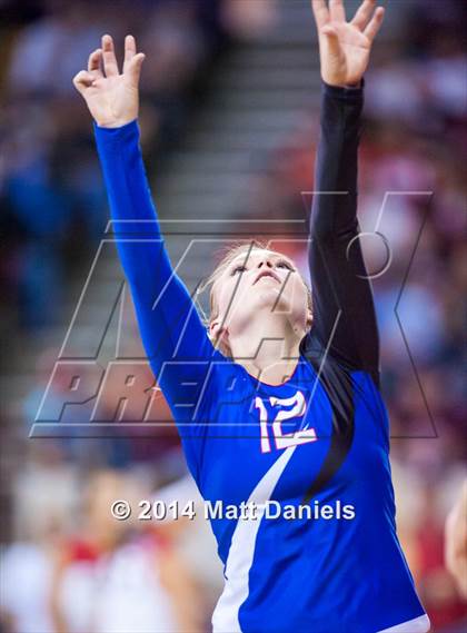 Thumbnail 2 in Swink vs. Akron (CHSAA 2A Playoff) photogallery.