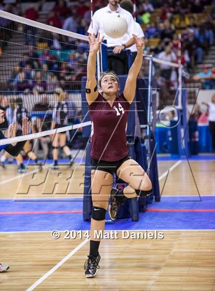 Thumbnail 1 in Swink vs. Akron (CHSAA 2A Playoff) photogallery.