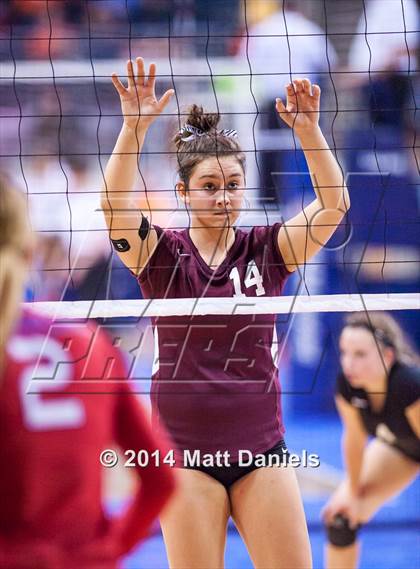 Thumbnail 1 in Swink vs. Akron (CHSAA 2A Playoff) photogallery.