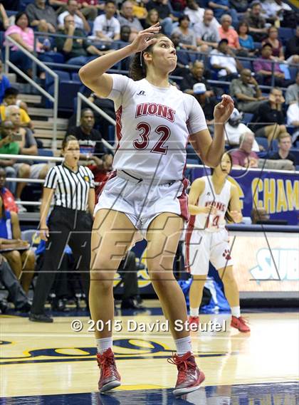 Thumbnail 1 in Serra vs. McClatchy (CIF State D1 Final) photogallery.