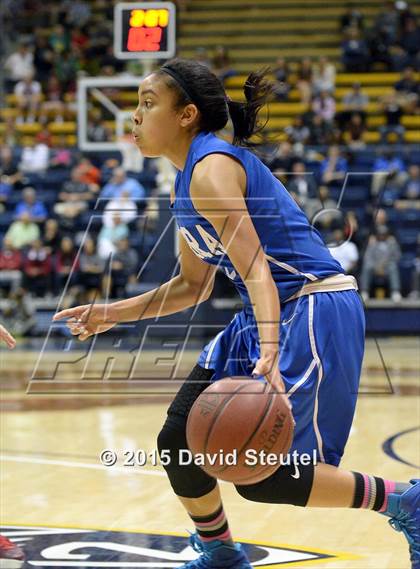 Thumbnail 2 in Serra vs. McClatchy (CIF State D1 Final) photogallery.