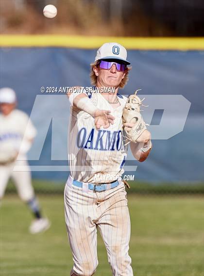 Thumbnail 3 in Central Catholic @ Oakmont (CIF NorCal D3 Final) photogallery.